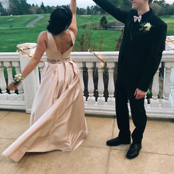 PROM DRESS! - Picture 2 of 3